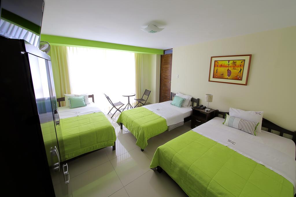 Hostal Florida 齐克拉约 客房 照片