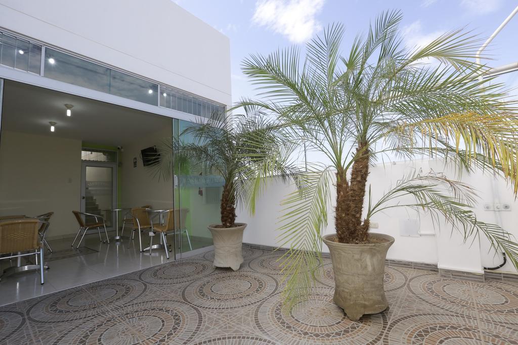 Hostal Florida 齐克拉约 外观 照片