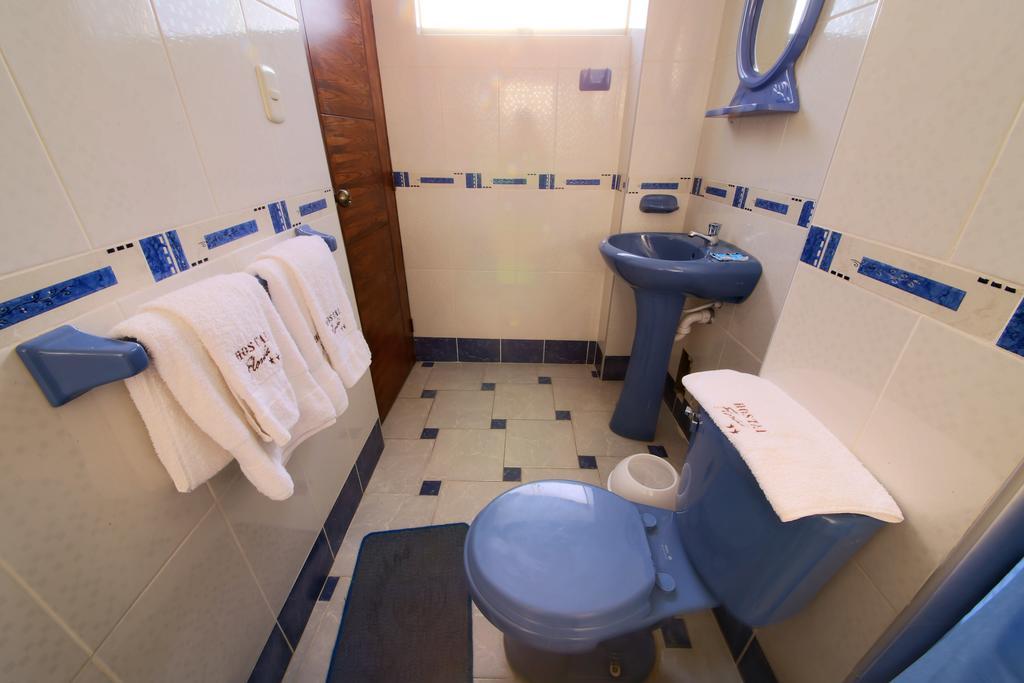 Hostal Florida 齐克拉约 外观 照片