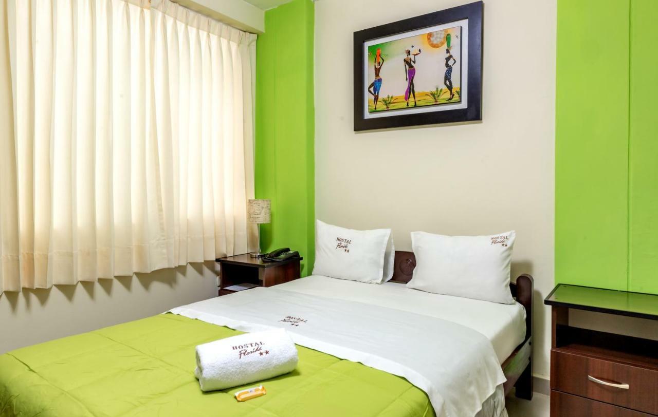 Hostal Florida 齐克拉约 外观 照片