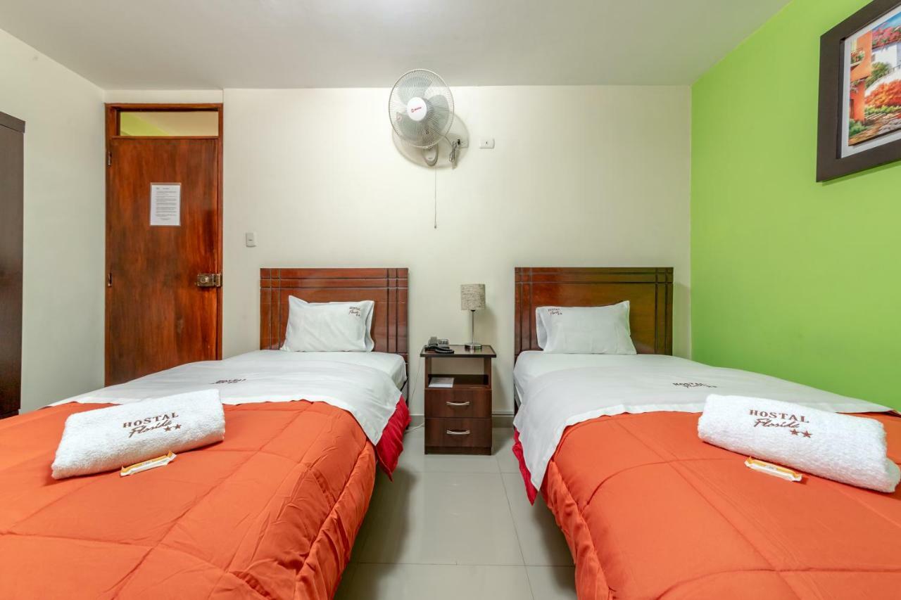Hostal Florida 齐克拉约 外观 照片