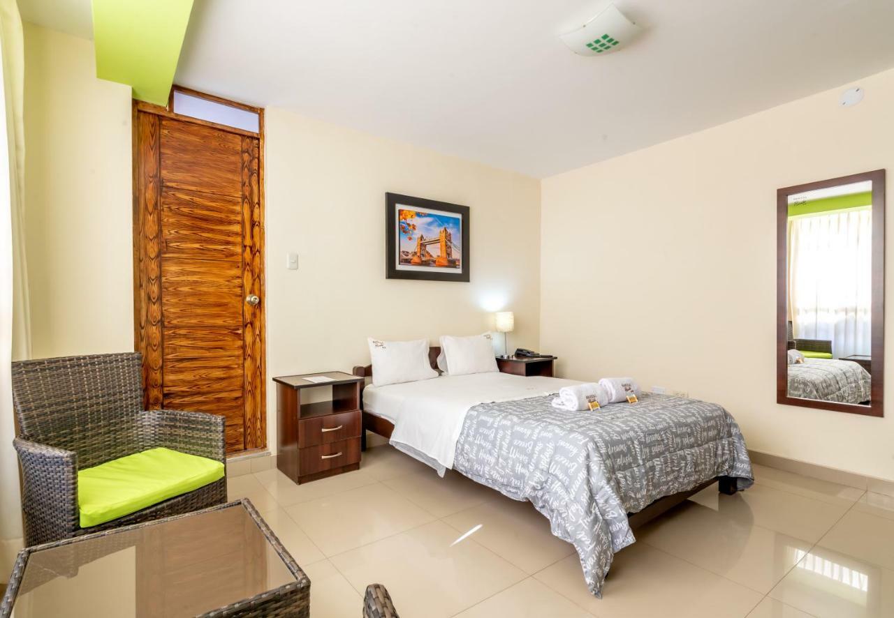 Hostal Florida 齐克拉约 外观 照片