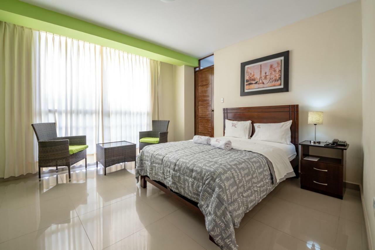 Hostal Florida 齐克拉约 外观 照片