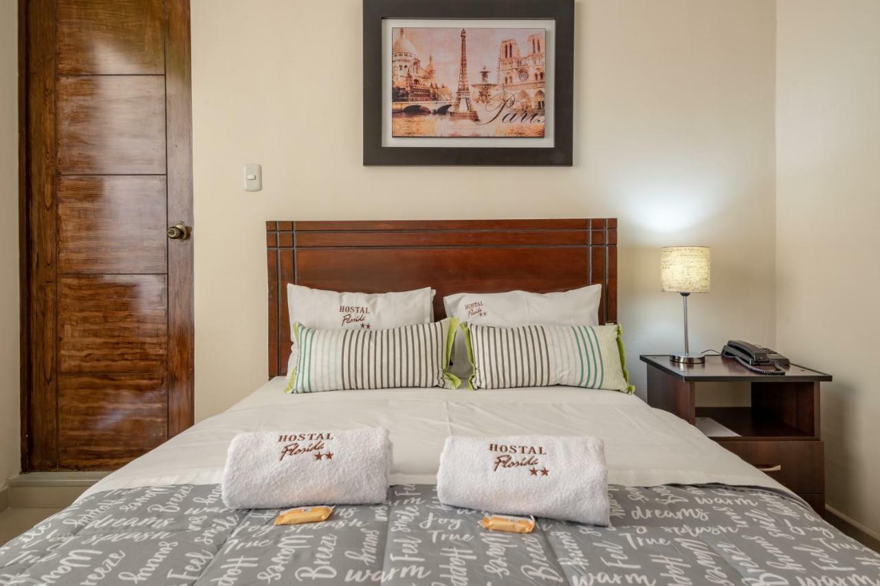 Hostal Florida 齐克拉约 外观 照片