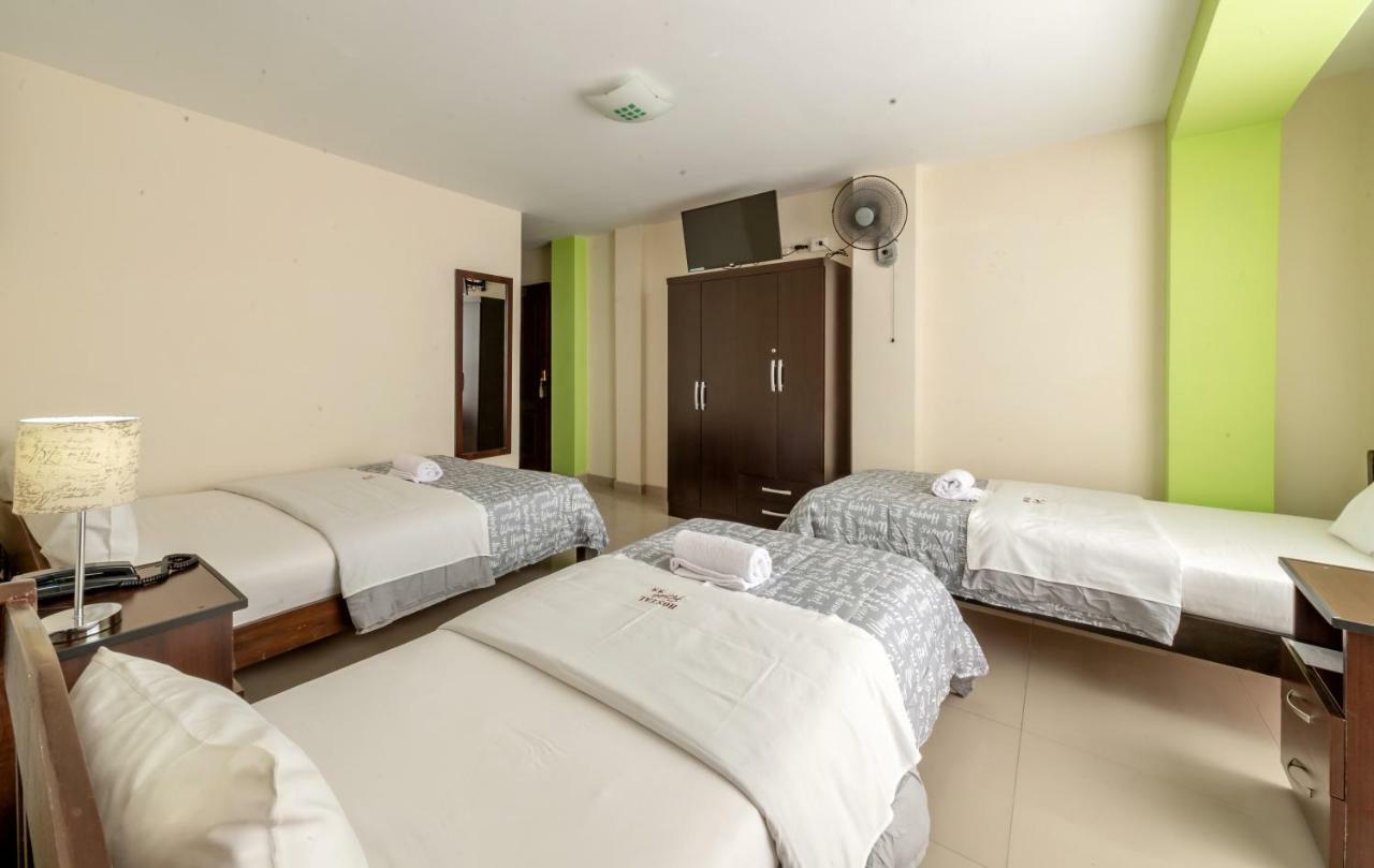 Hostal Florida 齐克拉约 外观 照片