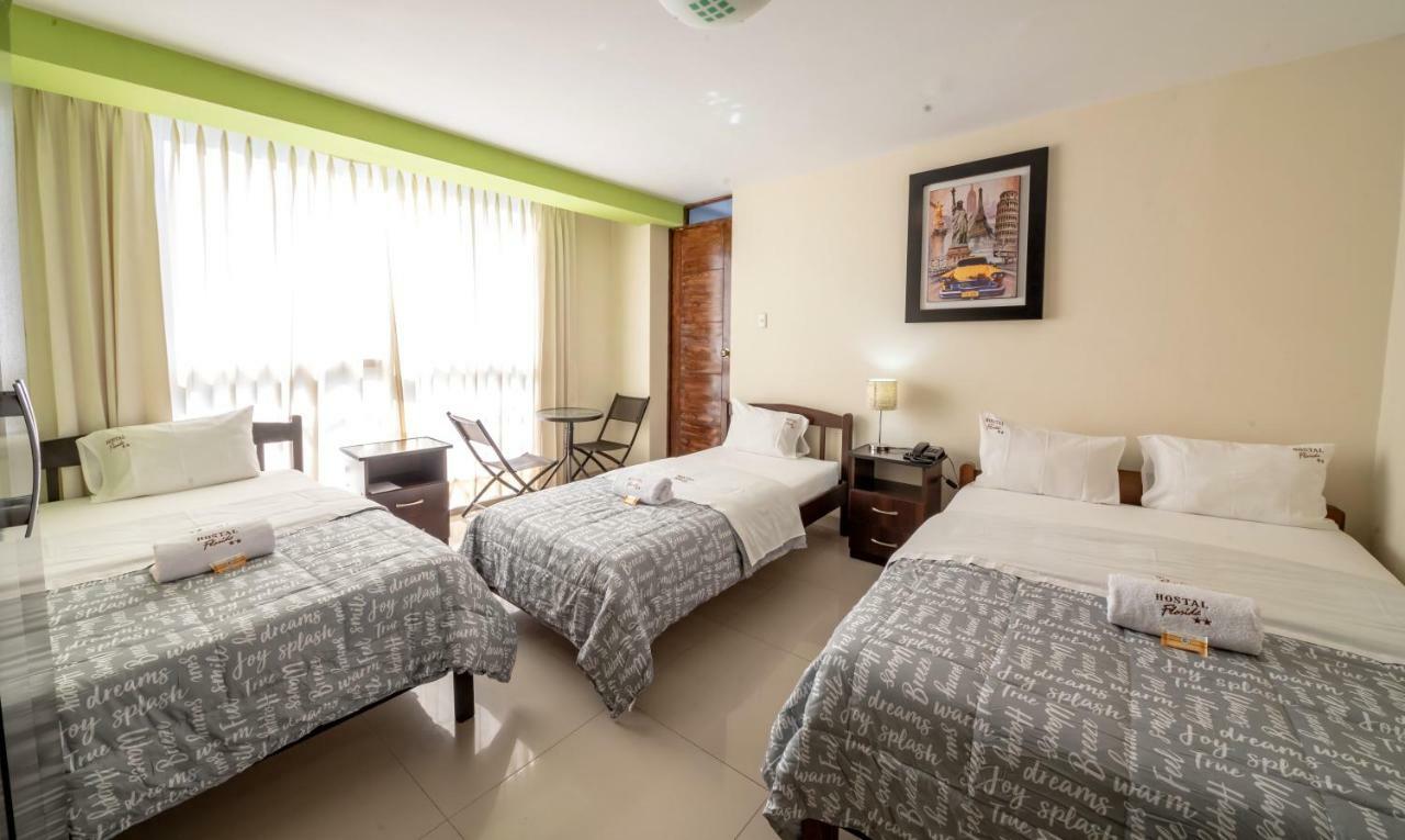Hostal Florida 齐克拉约 外观 照片